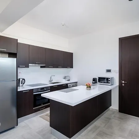 Solaar St Lazarous * Larnaca