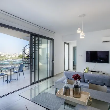 Solaar St Lazarous Апартаменты *