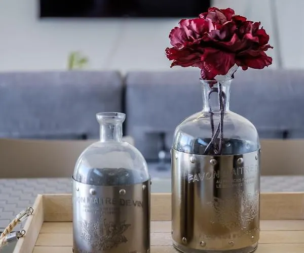 Solaar St Lazarous * Larnaca