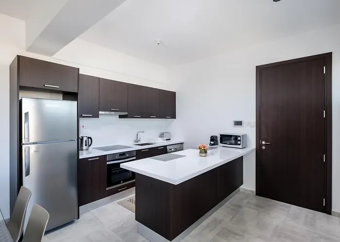 Solaar St Lazarous * Larnaca