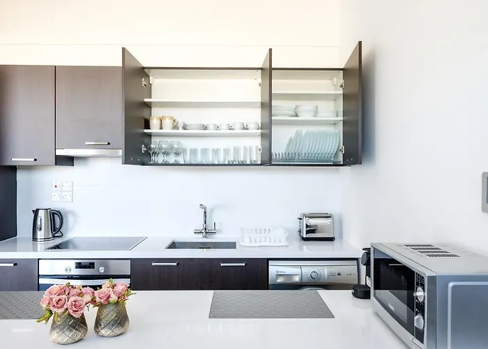 Solaar St Lazarous アパート *